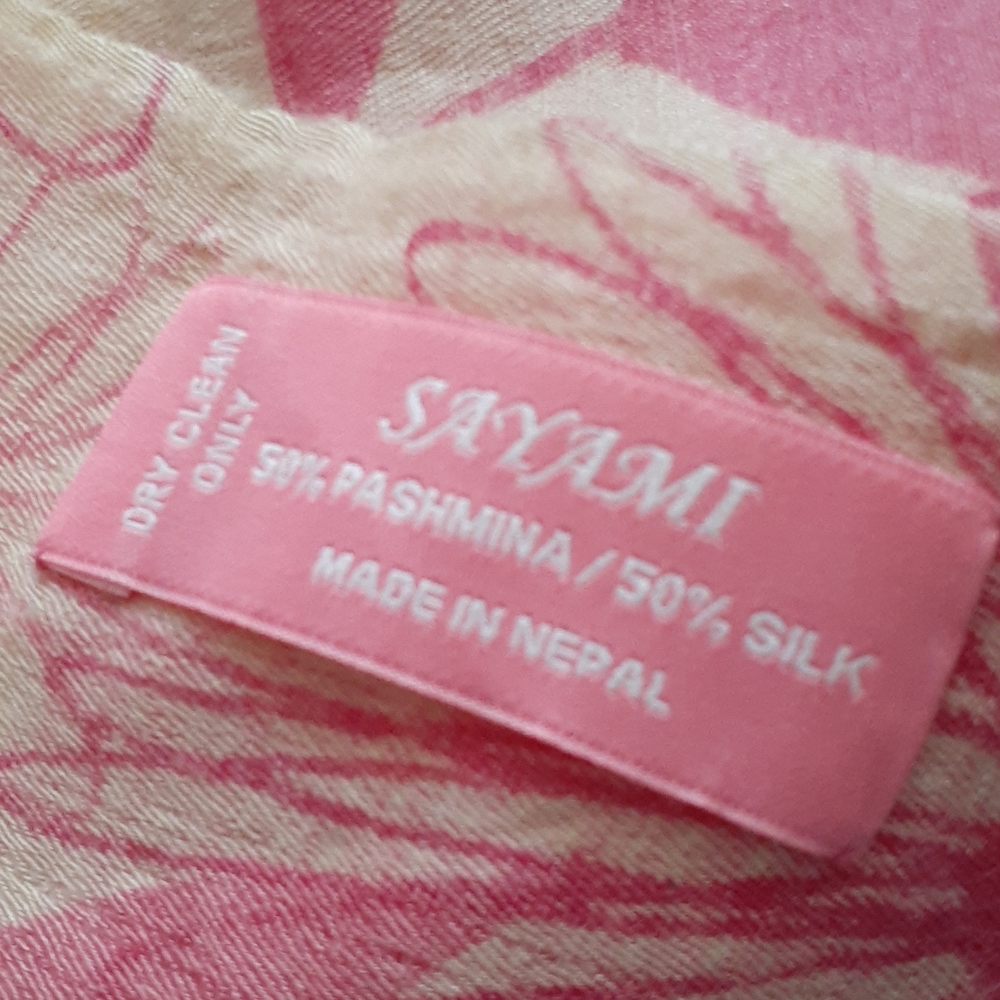 Sayami wrap: - Picture 2 of 4